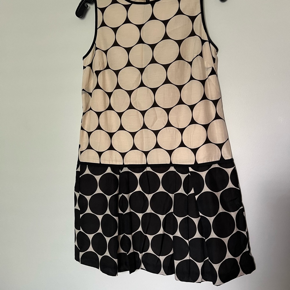 Loft. Size 4.